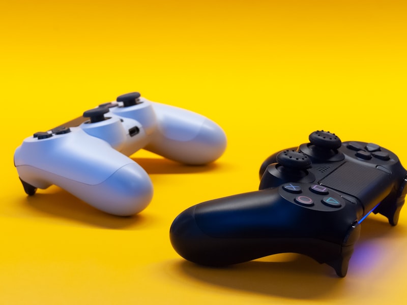 Choosing a game from the curated library